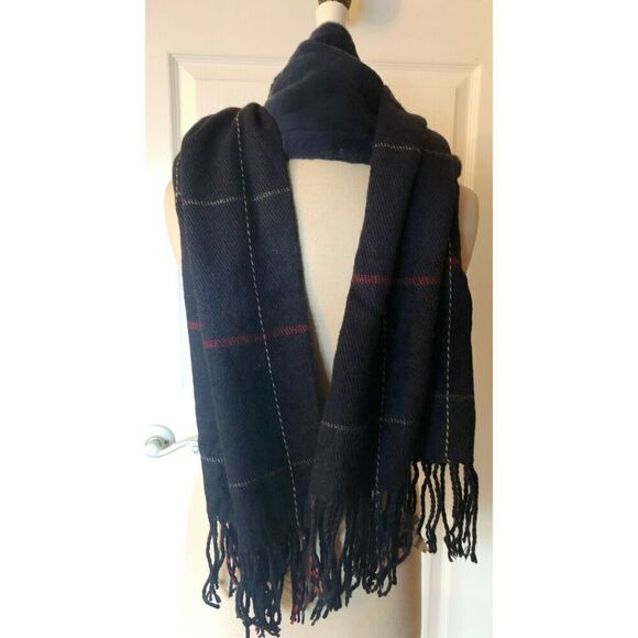 Long Navy Faux Fur Plaid Scarf with Fringe - Picture 4 of 4